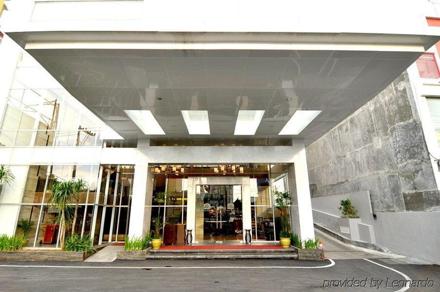Star Hotel Семаранг Екстер'єр фото